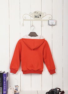 日韓風(fēng)潮來襲！2023秋冬爆款兒童套裝批發(fā)指南 男女同款、價(jià)格解析與廠家直供